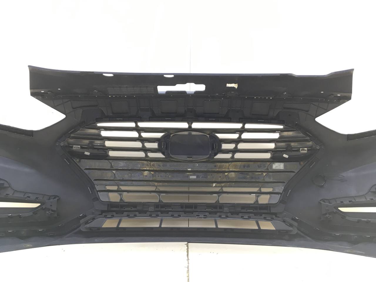 Бампер передний Hyundai Sonata 7 (LF) 2017-2019 Бампер передний Hyundai Sonata 7 (LF) 2017-2019