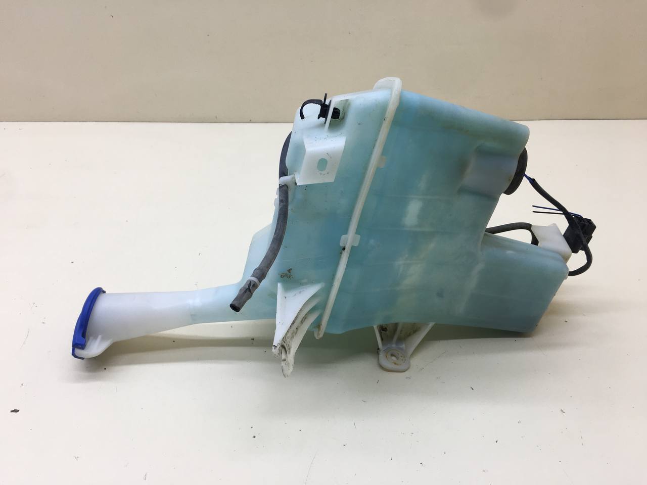 Бачок омывателя лобового стекла Hyundai Solaris (RB) 2010-2017