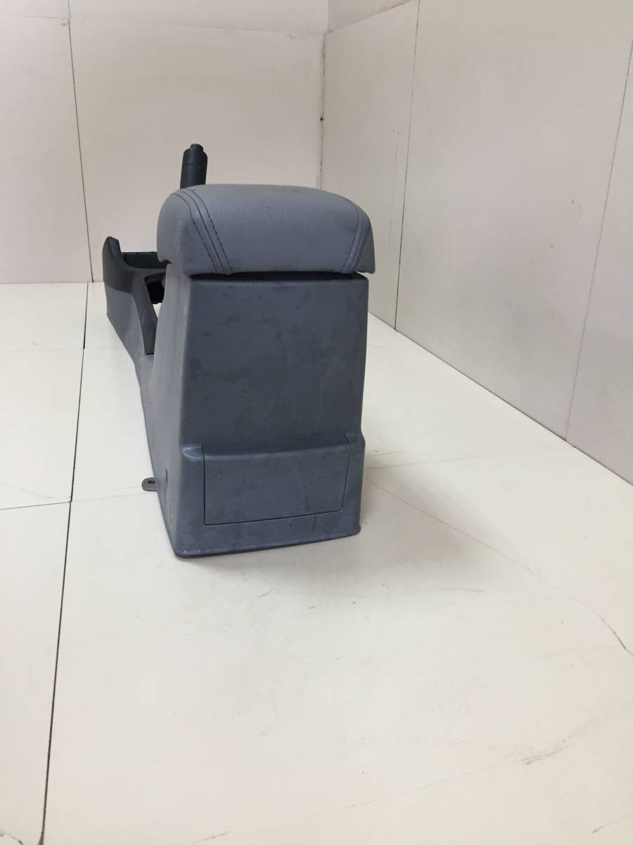 Консоль центральная Daewoo Gentra 2013-2015