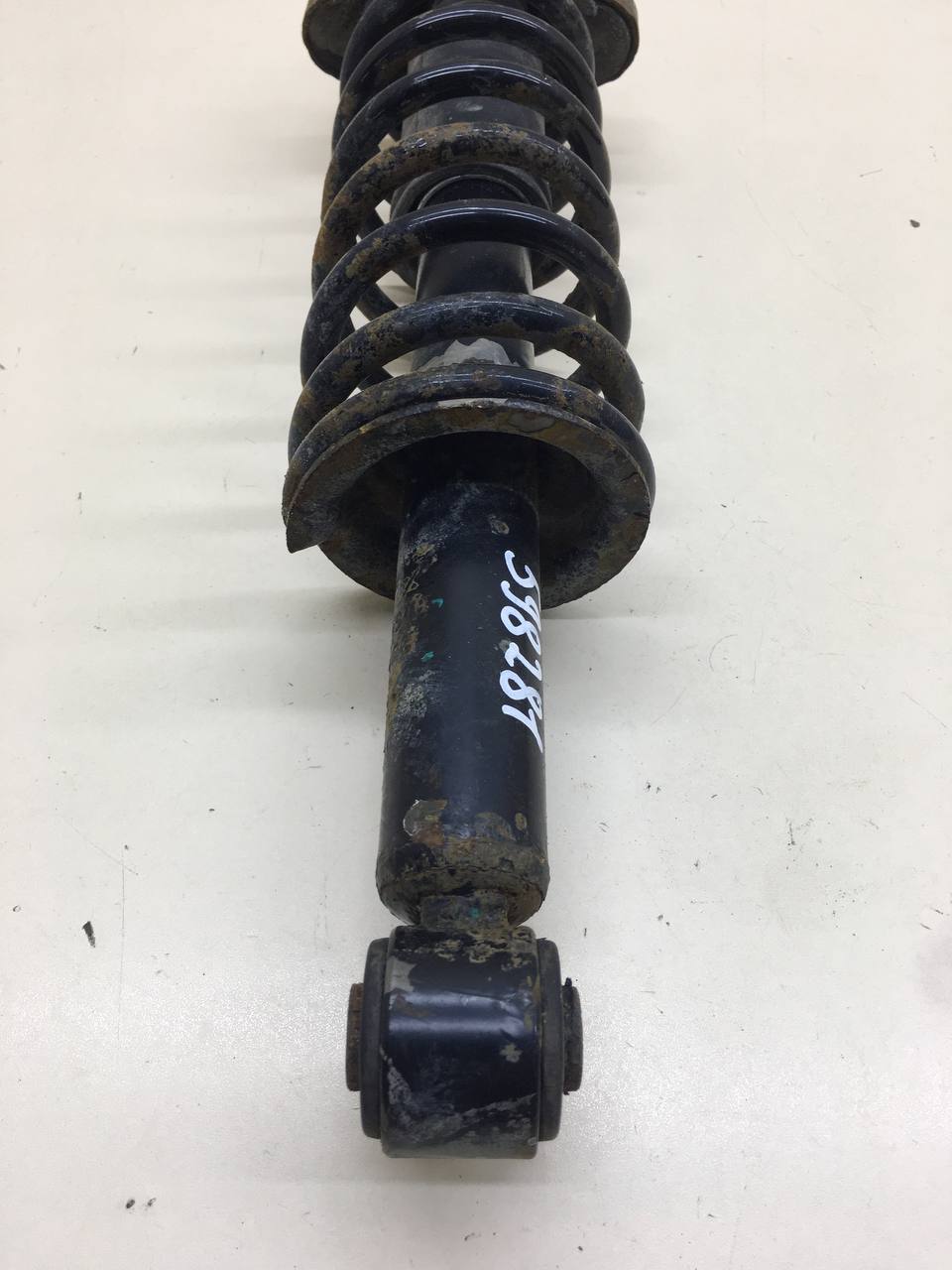 Амортизатор задний Mitsubishi ASX (GA) 2010>