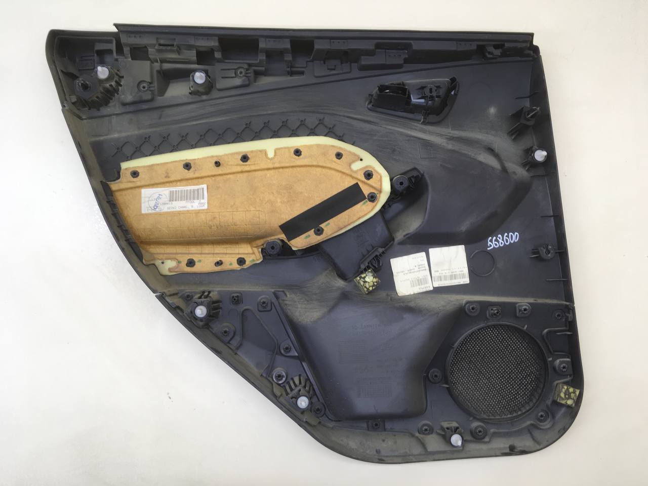 Обшивка двери задней правой Ford Focus 3 2011>