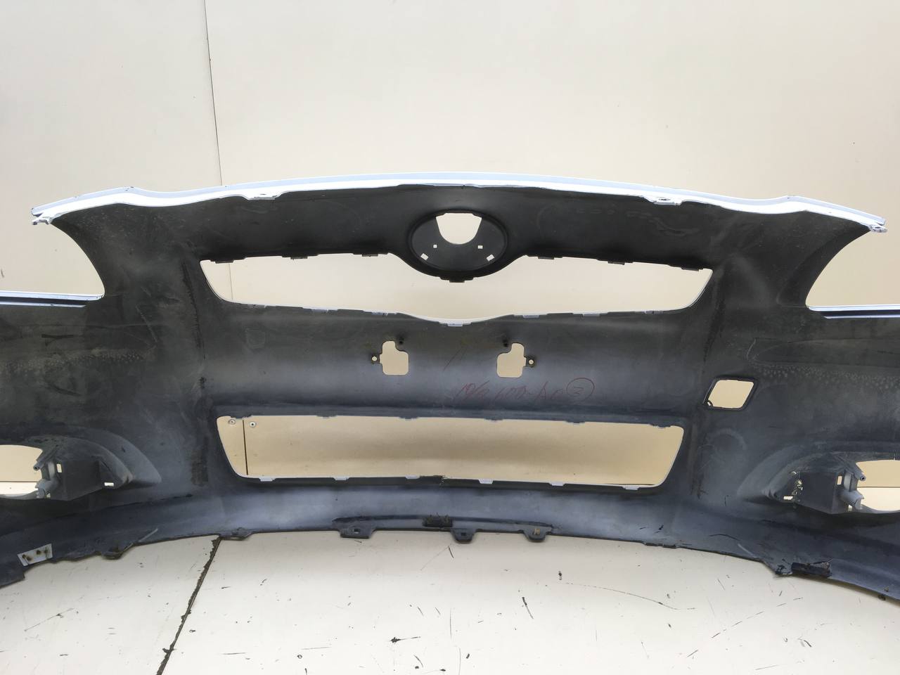Бампер передний Toyota Vitz P90 2005-2011 Бампер передний Toyota Vitz P90 2005-2011