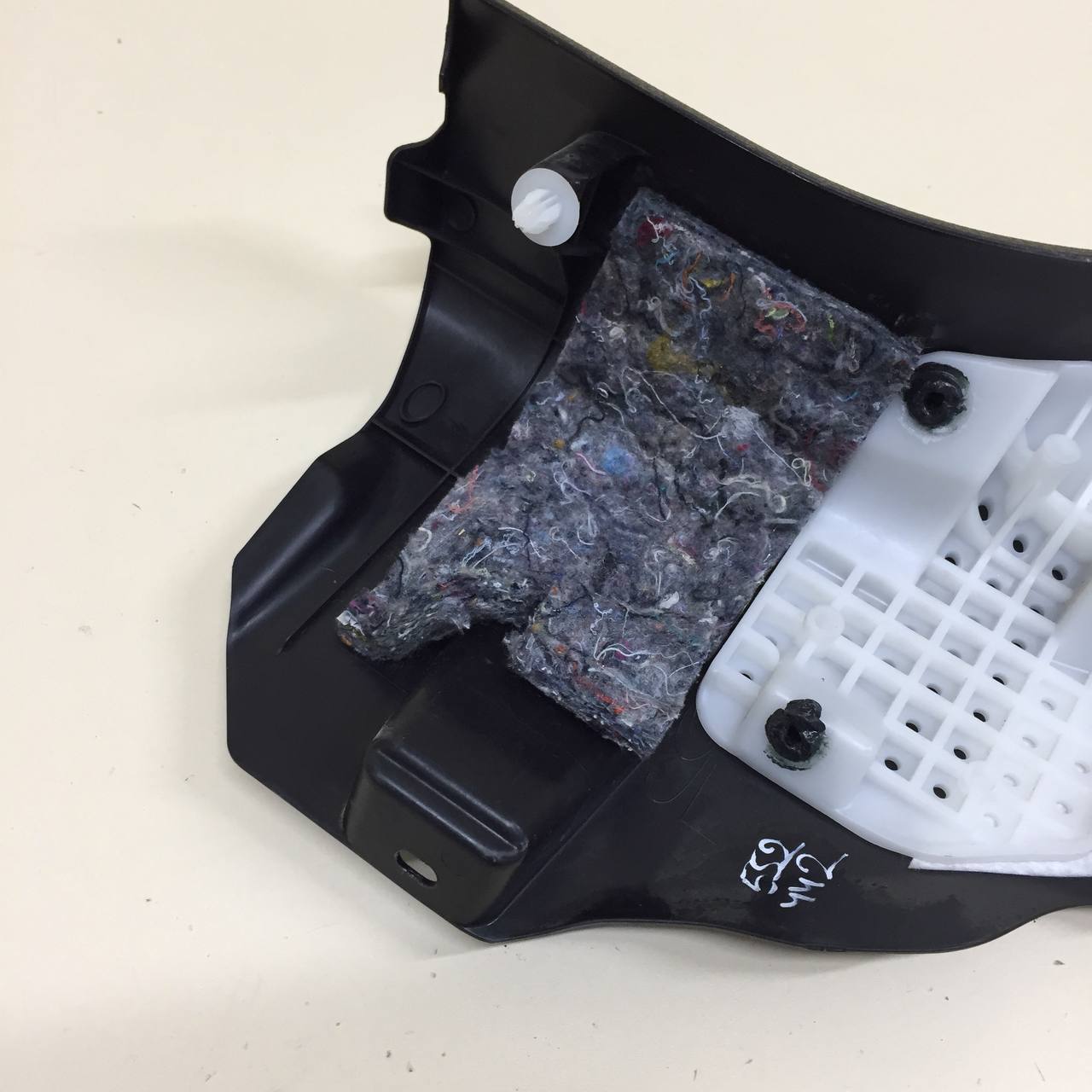 Накладка порога (внутренняя) Toyota Rav 4 (XA40) 2013-2019 Накладка порога (внутренняя) Toyota Rav 4 (XA40) 2013-2019