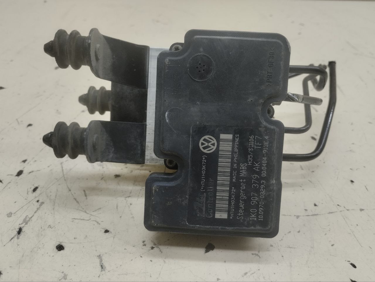 Блок ABS (насос) Volkswagen Golf 6 (5K) 2009-2013 Блок ABS (насос) Volkswagen Golf 6 (5K) 2009-2013