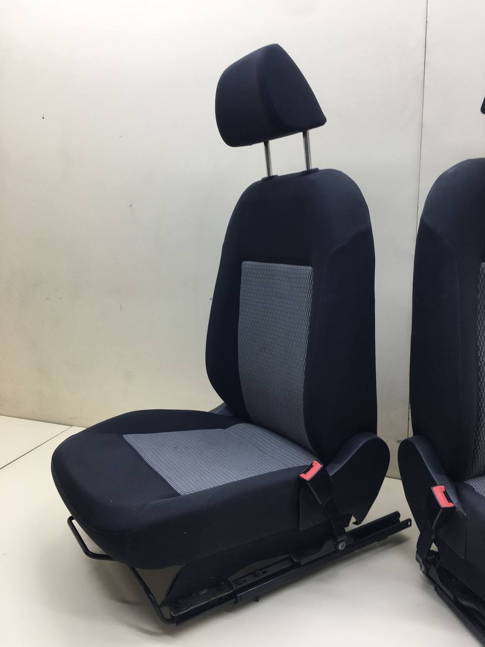 Сиденье (комплект) Volkswagen Polo (MK5) 2011-2020 Сиденье (комплект) Volkswagen Polo (MK5) 2011-2020