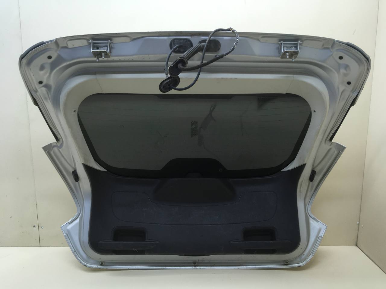 Дверь багажника со стеклом Ford Focus 3 2011>