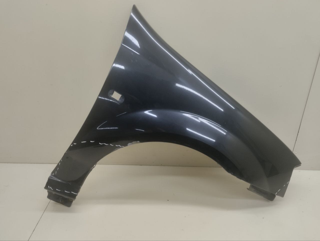 Крыло переднее правое Renault Logan (1) 2005-2014