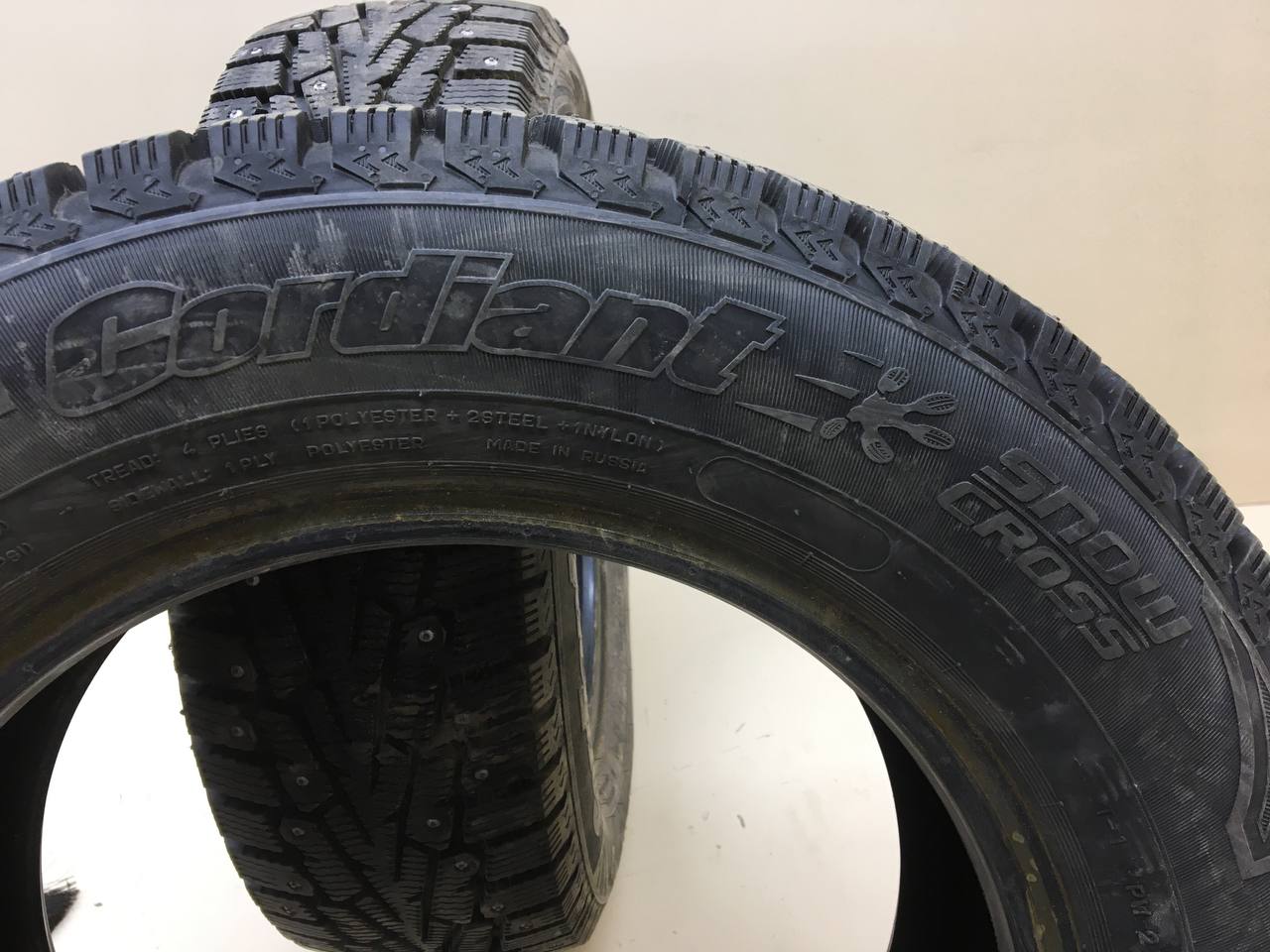 Шины R15 Зимние шипованные Cordiant Snow Cross