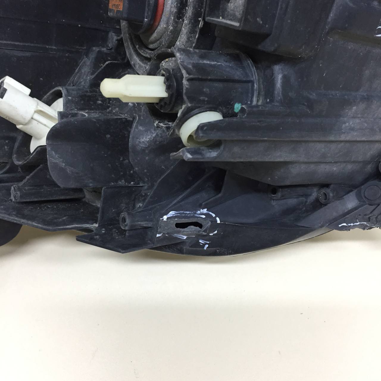 Фара правая Toyota Auris (E150) 2006-2012