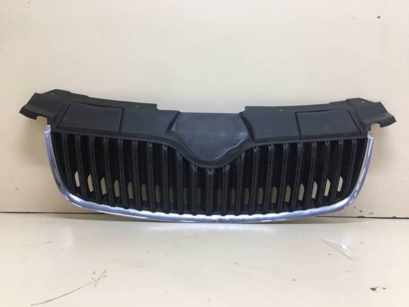Решетка радиатора Skoda Fabia (5J) 2007-2014