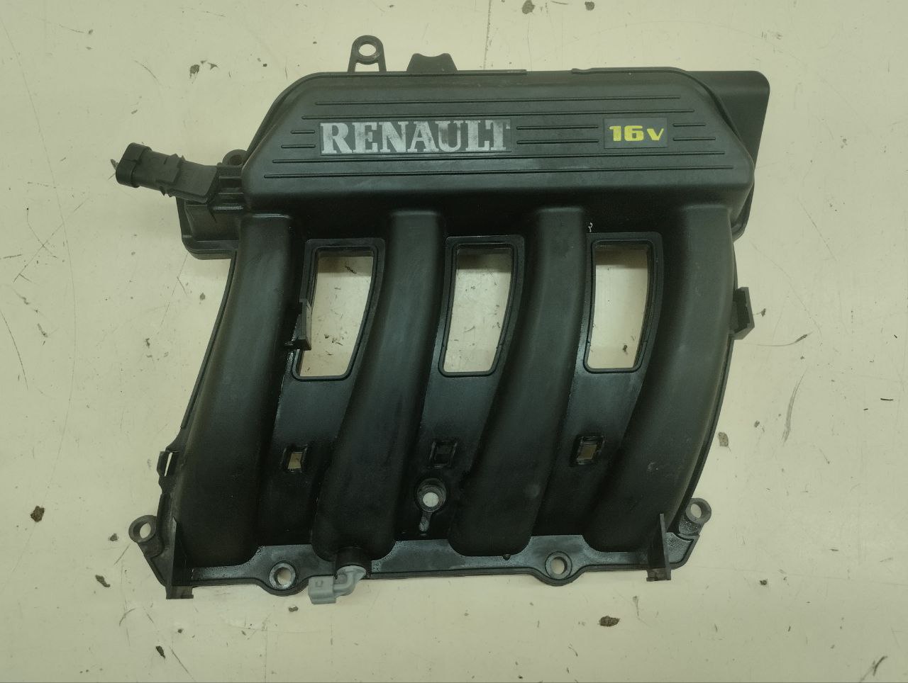 Коллектор впускной Renault Symbol (2) 2008-2012 Коллектор впускной Renault Symbol (2) 2008-2012