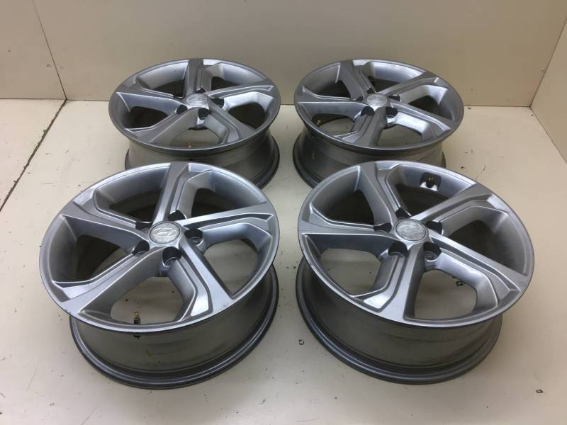 Диски к-кт R17 Литые