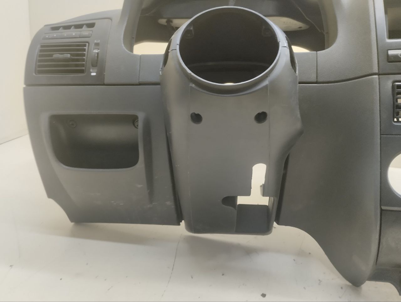 Торпедо Fiat Albea 2002-2012 Торпедо Fiat Albea 2002-2012