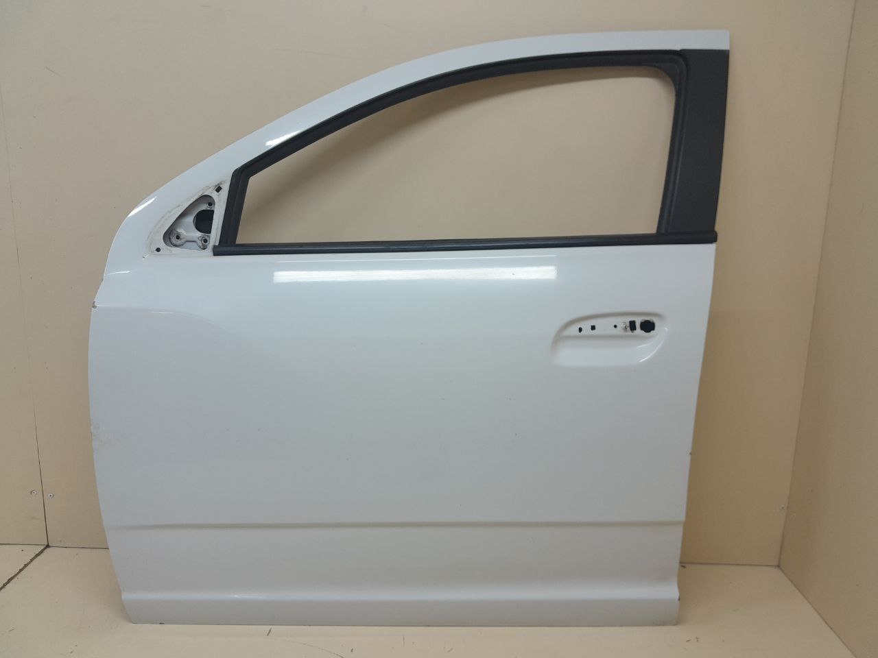 Дверь передняя левая Chevrolet Cobalt (T250) 2011-2015 Дверь передняя левая Chevrolet Cobalt (T250) 2011-2015