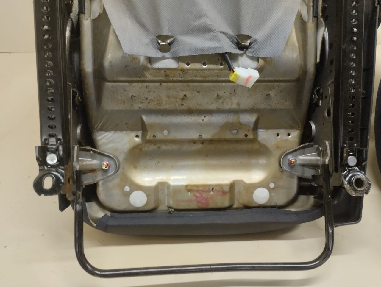 Сиденье (комплект) Nissan Almera (N16) 2000-2006 Сиденье (комплект) Nissan Almera (N16) 2000-2006