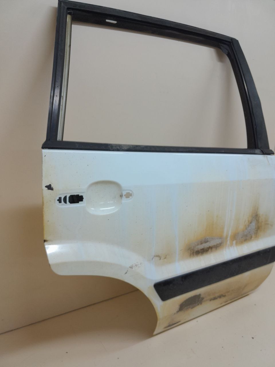 Дверь задняя правая Ford Fusion (JU) 2002-2012 Дверь задняя правая Ford Fusion (JU) 2002-2012