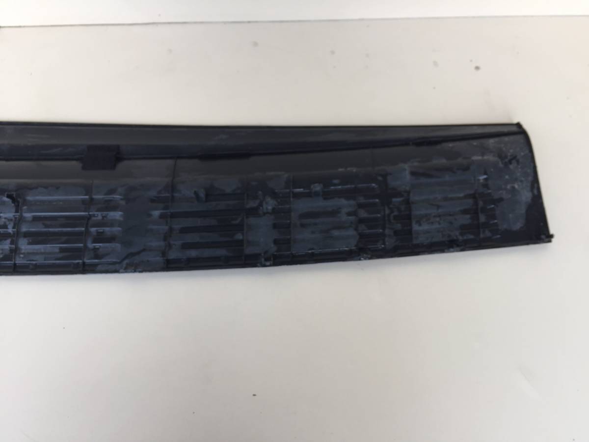 Накладка заднего бампера Toyota Land Cruiser (J200) 2007-2015