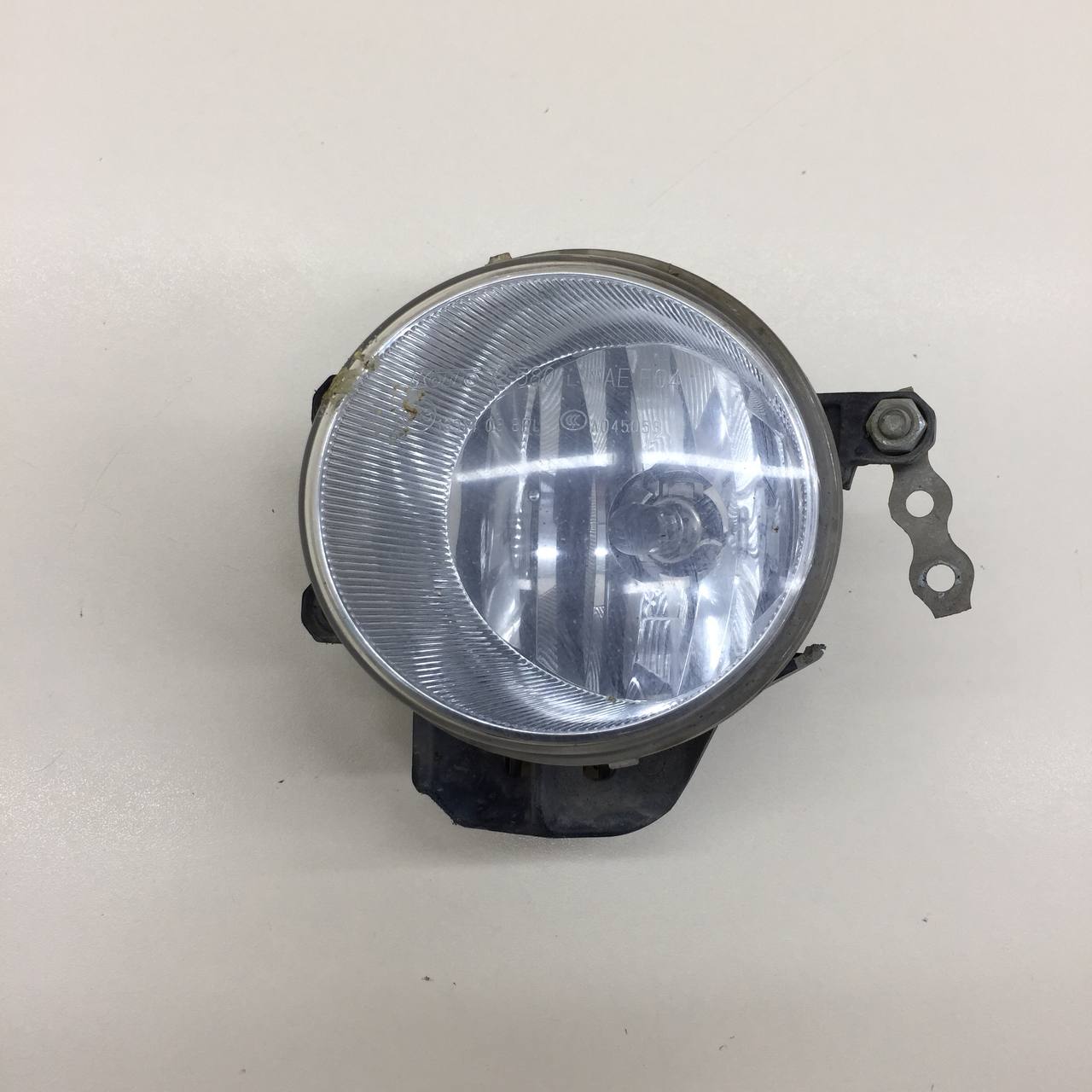 Фара противотуманная левая Toyota Rav 4 (XA40) 2013-2019 Фара противотуманная левая Toyota Rav 4 (XA40) 2013-2019