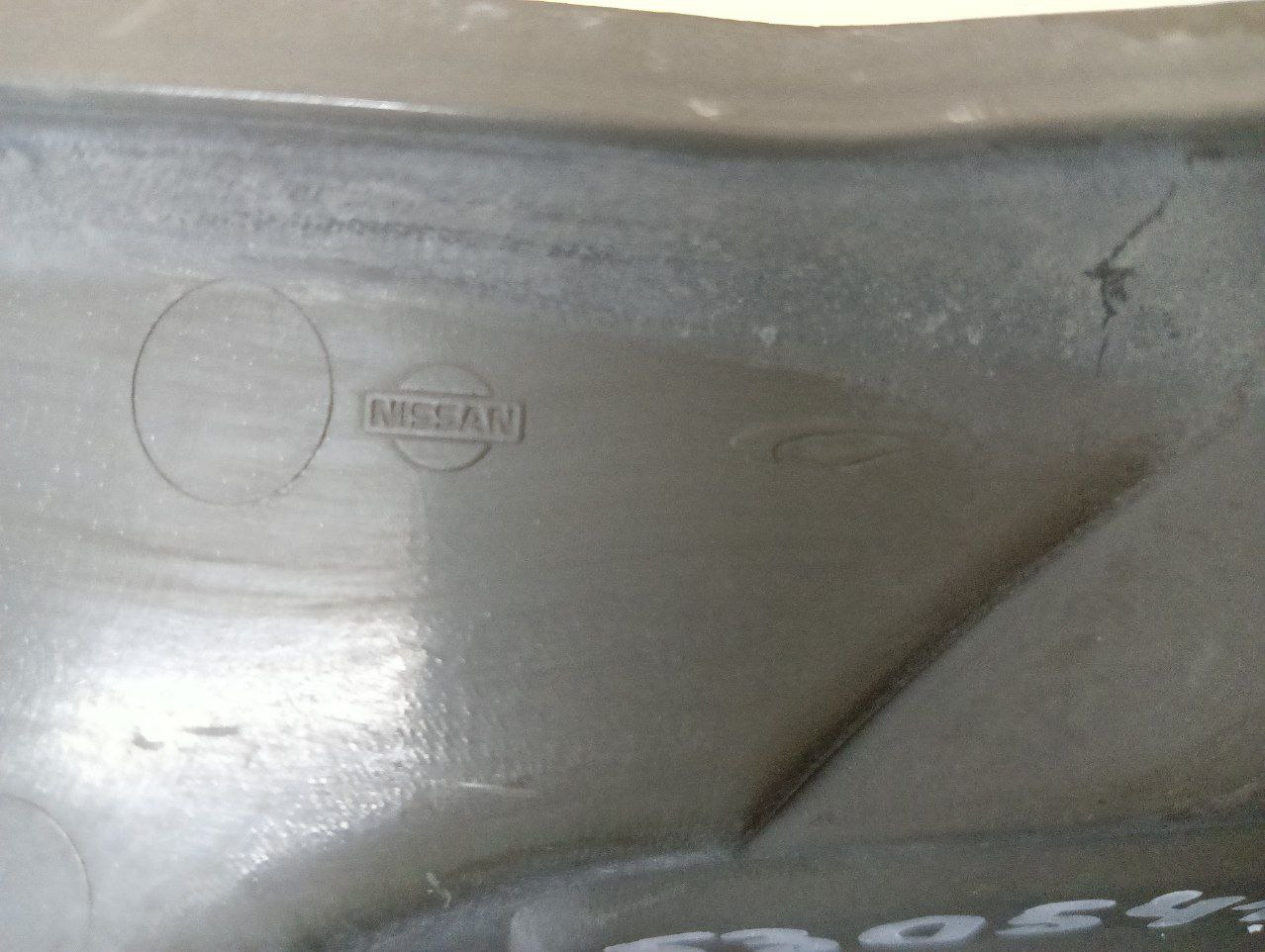 Решетка радиатора правая Nissan March (K12) 2002-2010