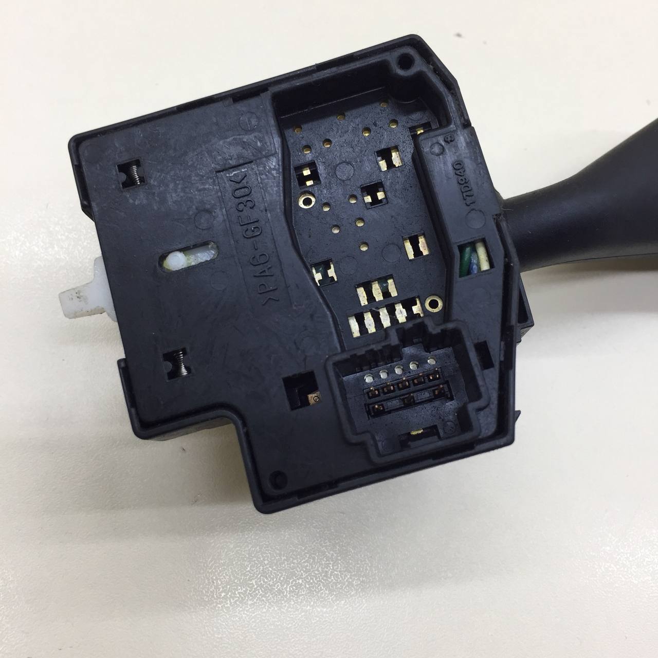 Переключатель поворотов подрулевой Ford C-MAX 2003-2010