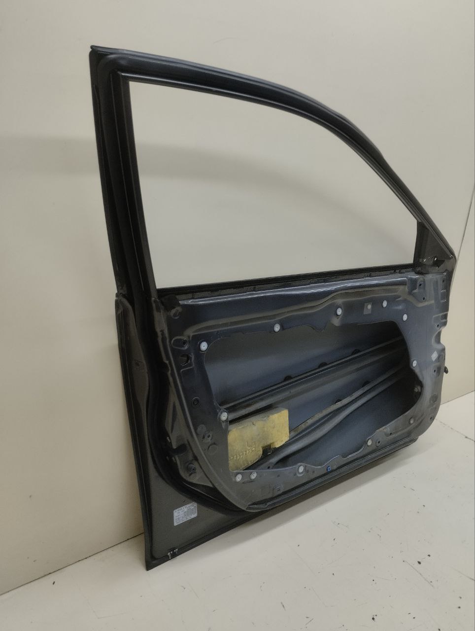 Дверь передняя левая Mazda Mazda 6 (GG) 2002-2007 Дверь передняя левая Mazda Mazda 6 (GG) 2002-2007
