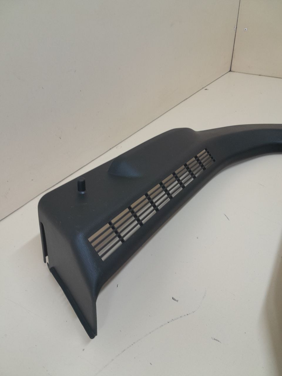 Обшивка багажника Mazda Mazda 3 (BM) 2013-2016 Обшивка багажника Mazda Mazda 3 (BM) 2013-2016