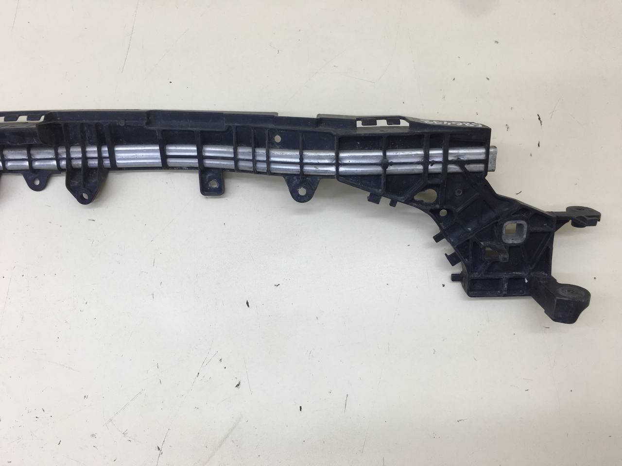 Кронштейн переднего бампера Mercedes-Benz C-Class (W205) 2014>