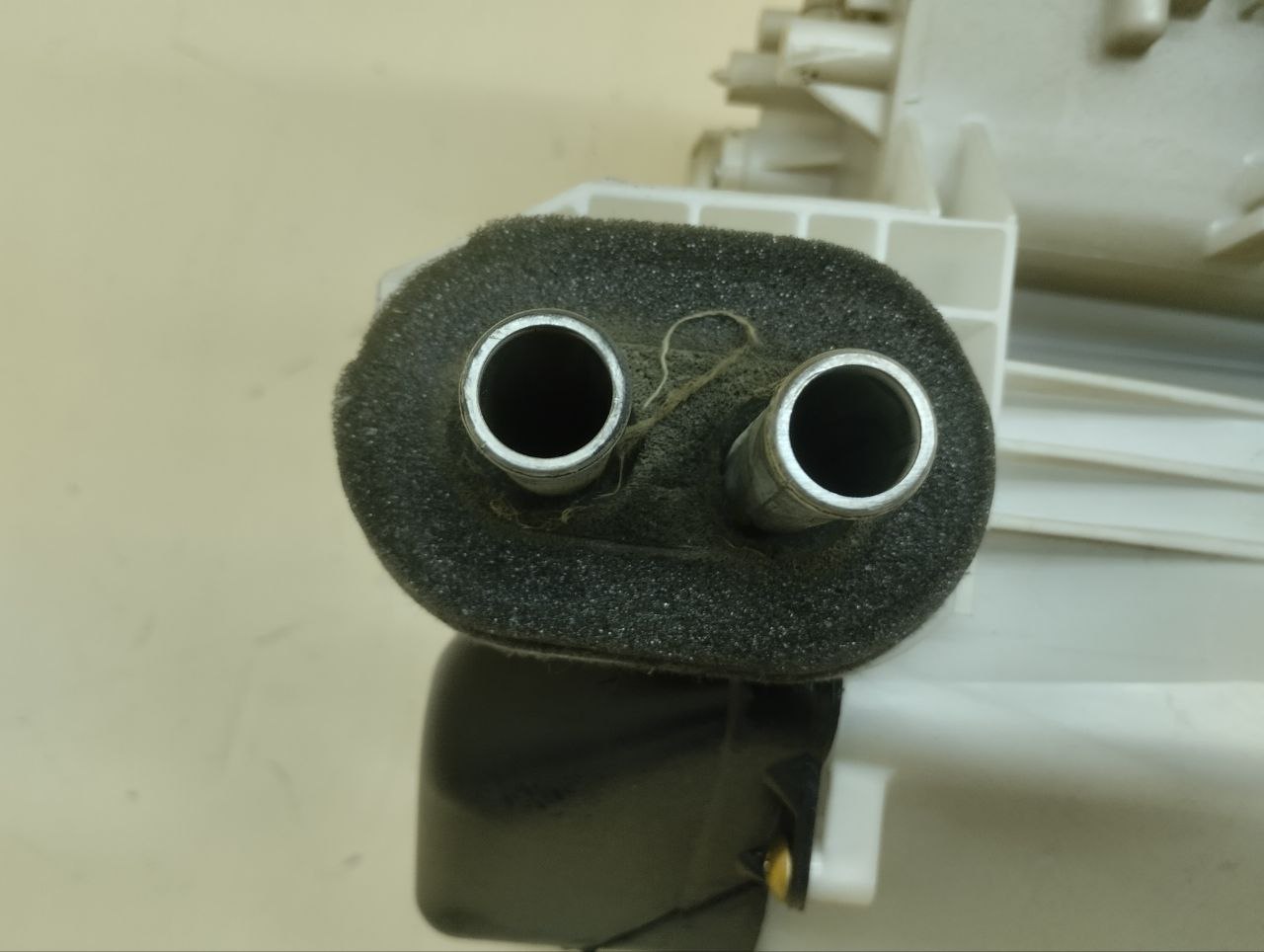 Корпус отопителя Mitsubishi Lancer 9 (CS/Classic) 2000-2011 Корпус отопителя Mitsubishi Lancer 9 (CS/Classic) 2000-2011