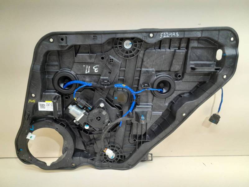 Стеклоподъемник электр. задний правый Hyundai Elantra (CN7) 2020>