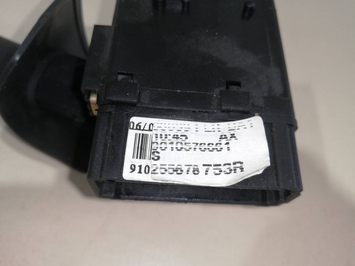 Переключатель стеклоочистителей Lada Largus 2012>