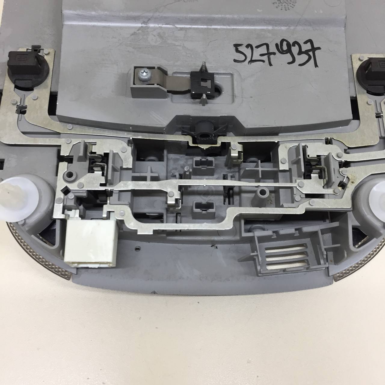 Плафон салонный Toyota Auris (E150) 2006-2012