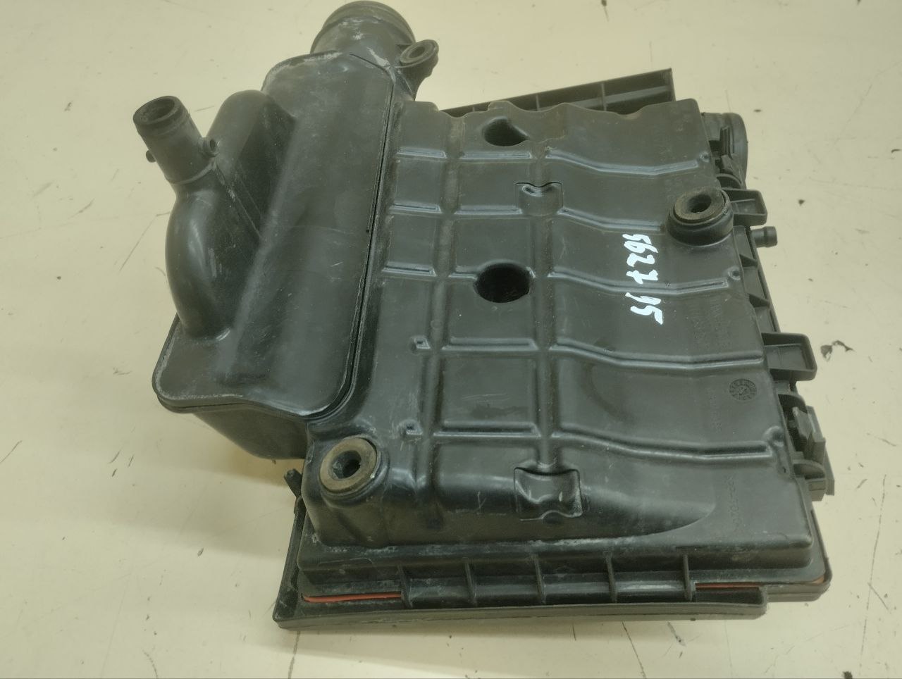 Корпус воздушного фильтра Volkswagen Polo (MK5) 2011-2020 Корпус воздушного фильтра Volkswagen Polo (MK5) 2011-2020