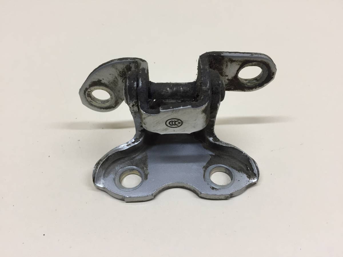 Петля двери задней левой верхняя Toyota Camry (V40) 2006-2011