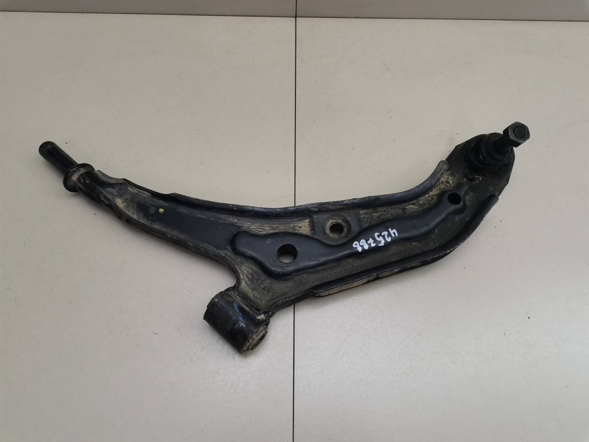 Рычаг передний левый Nissan Almera (N15) 1995-2000 Рычаг передний левый Nissan Almera (N15) 1995-2000