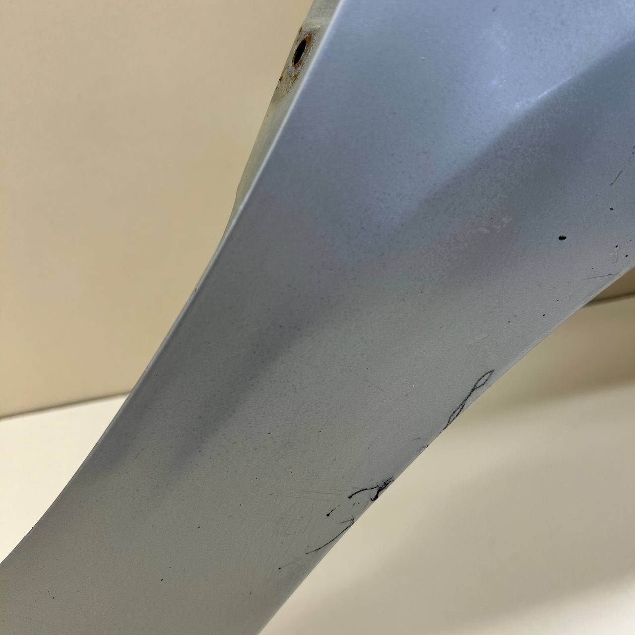 Крыло переднее правое Lada Granta 2011>