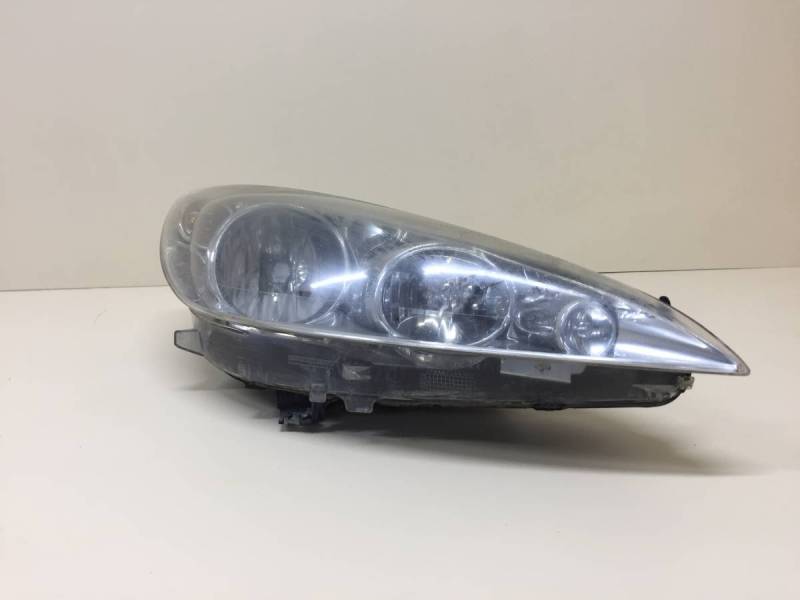 Фара правая Peugeot 308 2007>