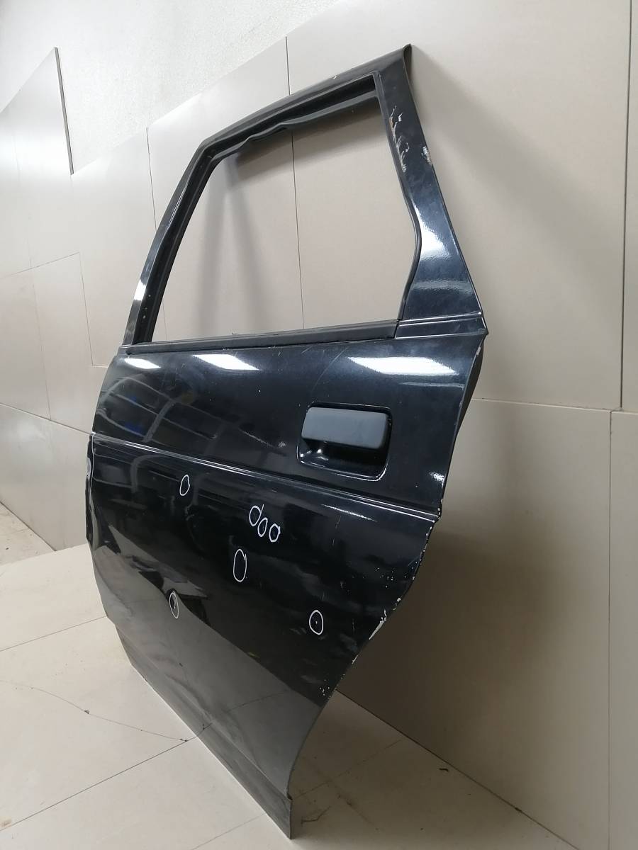 Дверь задняя левая Lada 2110 1997-2009