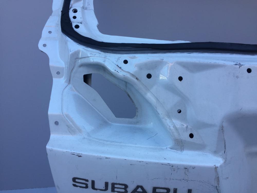 Дверь багажника Subaru Legacy Outback (B14) 2010-2014