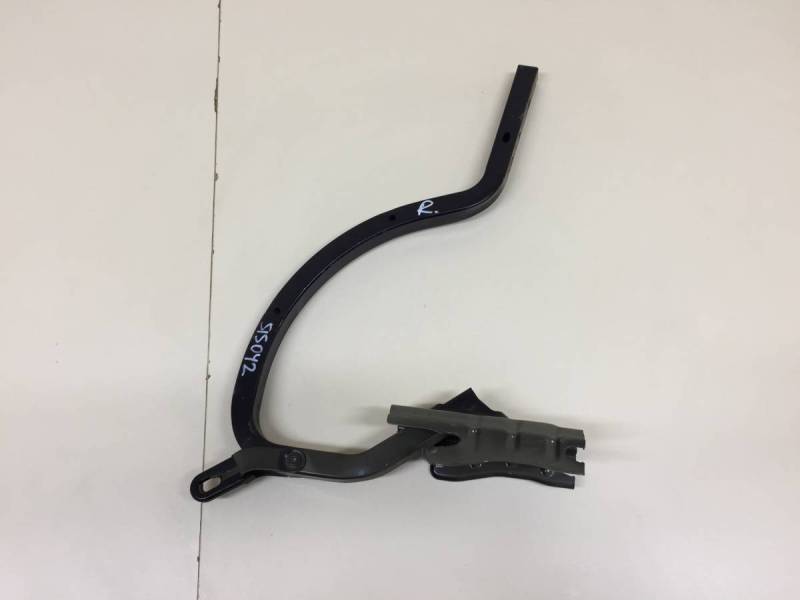 Петля крышки багажника Toyota Camry (XV50) 2011-2017