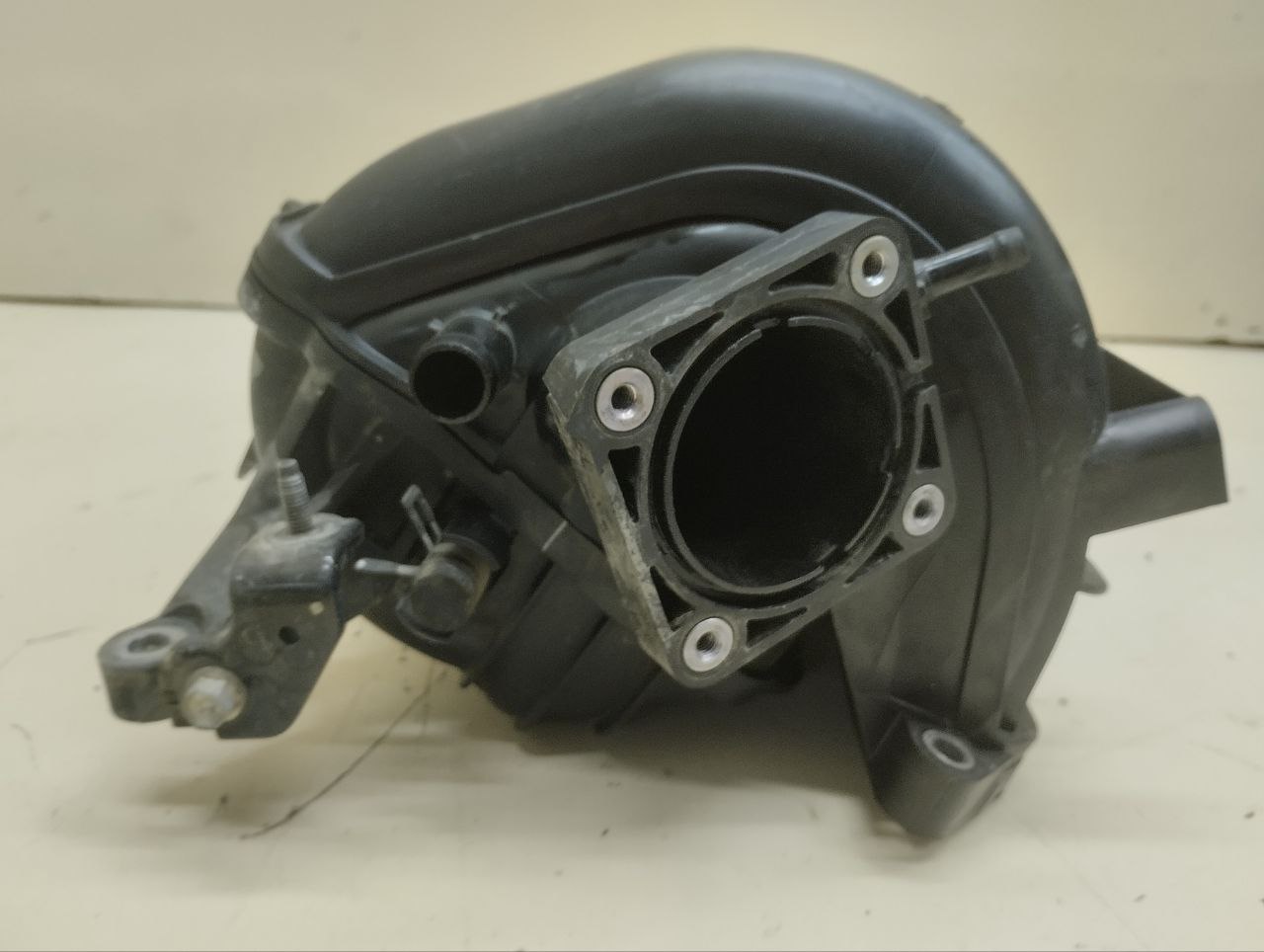 Коллектор впускной Lexus NX 200 (Z10) 2014-2021