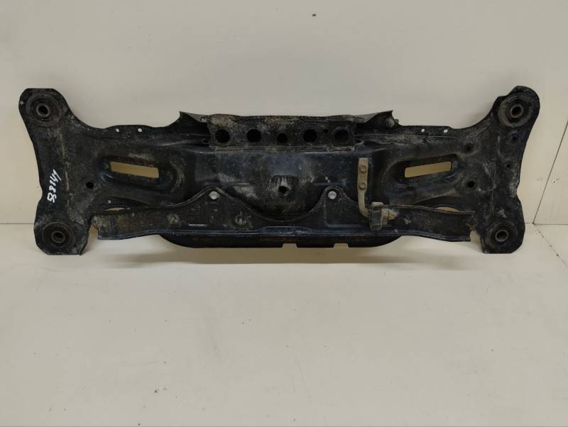 Балка задняя Toyota Camry (V50) 2011-2017 Балка задняя Toyota Camry (V50) 2011-2017
