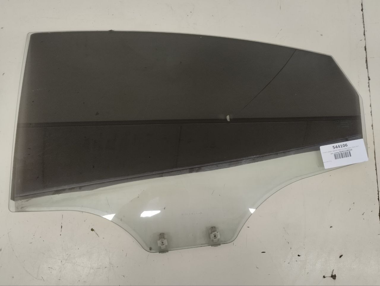 Стекло двери задней левой Hyundai Solaris (RB) 2010-2017