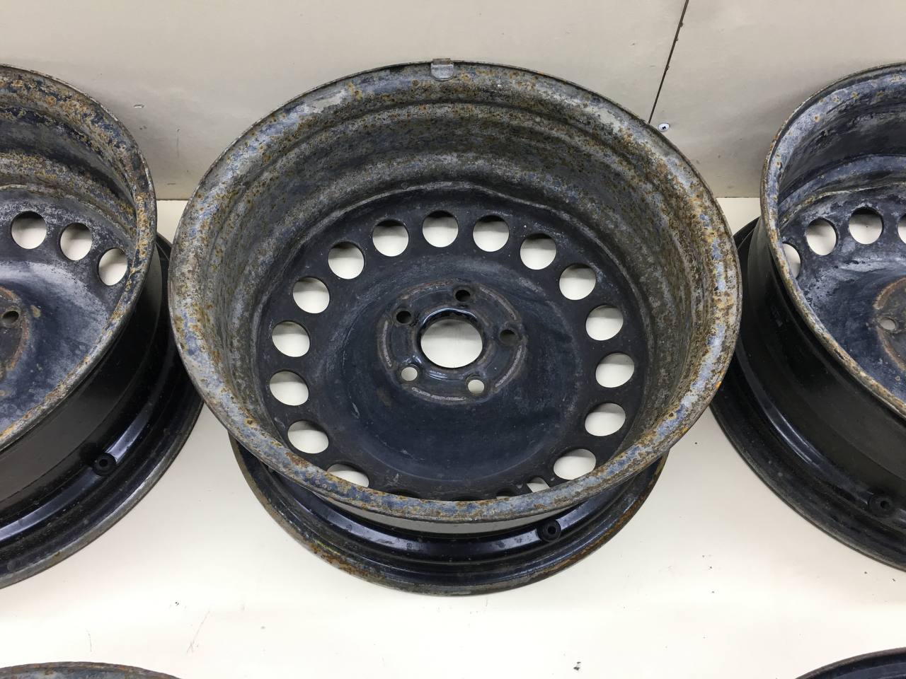 Диски к-кт R16 Штампованные