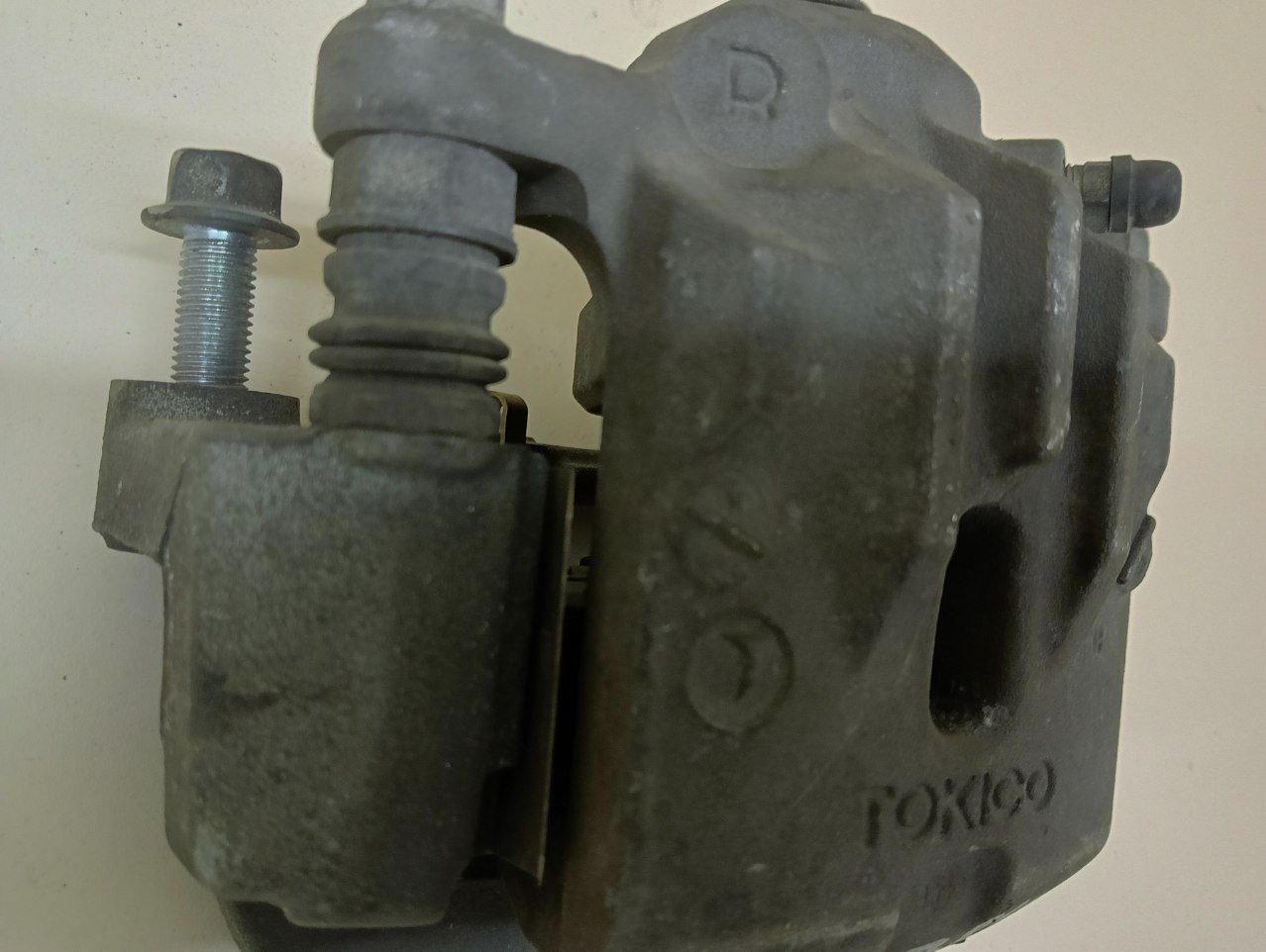 Суппорт задний правый Subaru Legacy (B13) 2003-2009