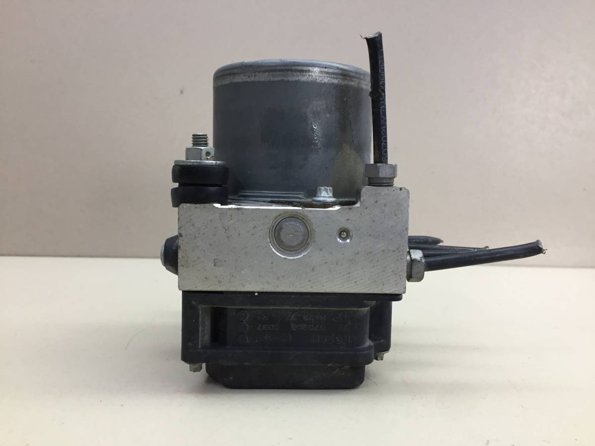 Блок ABS (насос) Nissan Qashqai (J10) 2006-2013
