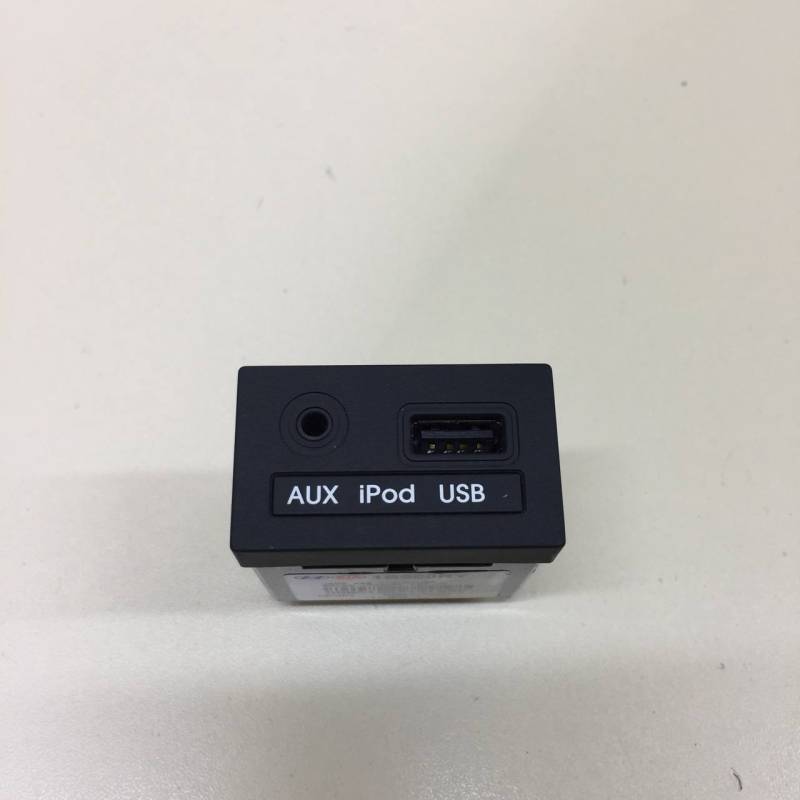 Разъем (USB AUX) Hyundai Solaris (RB) 2010-2017
