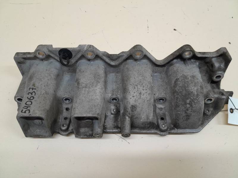 Коллектор впускной Renault Megane (2) 2002-2009 Коллектор впускной Renault Megane (2) 2002-2009