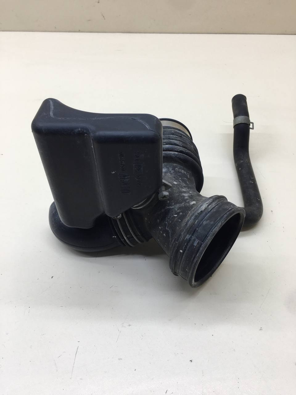 Патрубок воздушного фильтра Nissan Primera (P12) 2002-2007