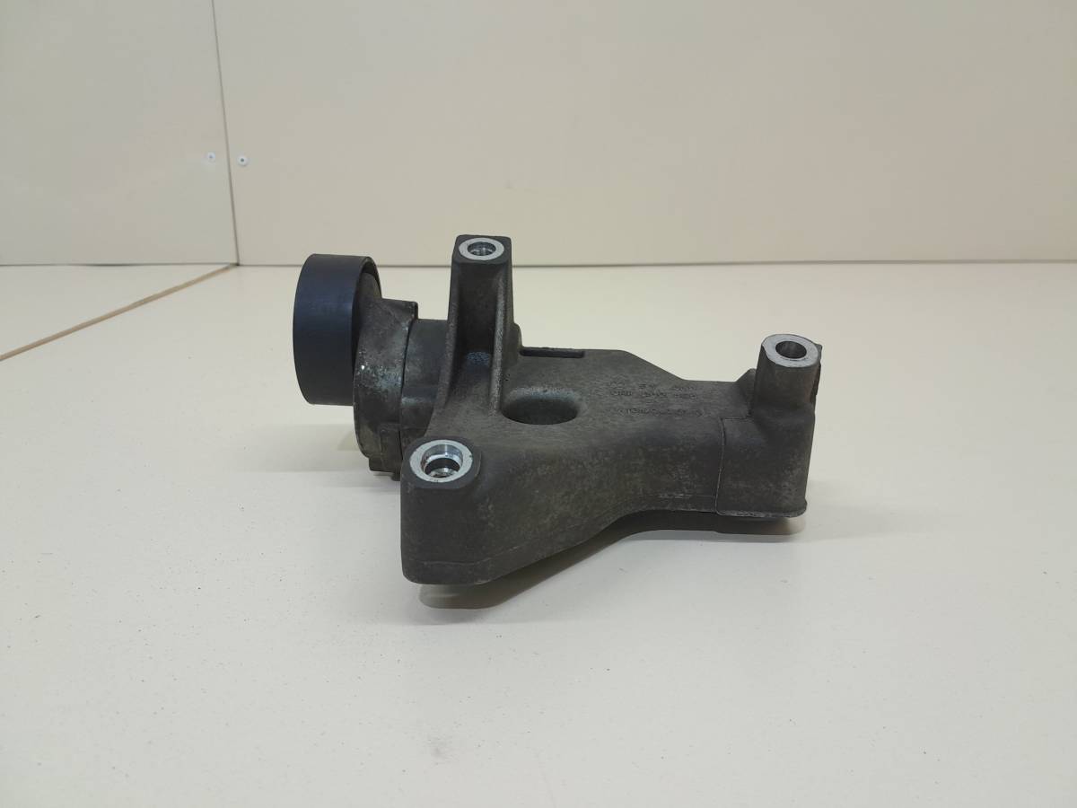 Кронштейн кондиционера Volkswagen Polo (MK5) 2011-2020 Кронштейн кондиционера Volkswagen Polo (MK5) 2011-2020