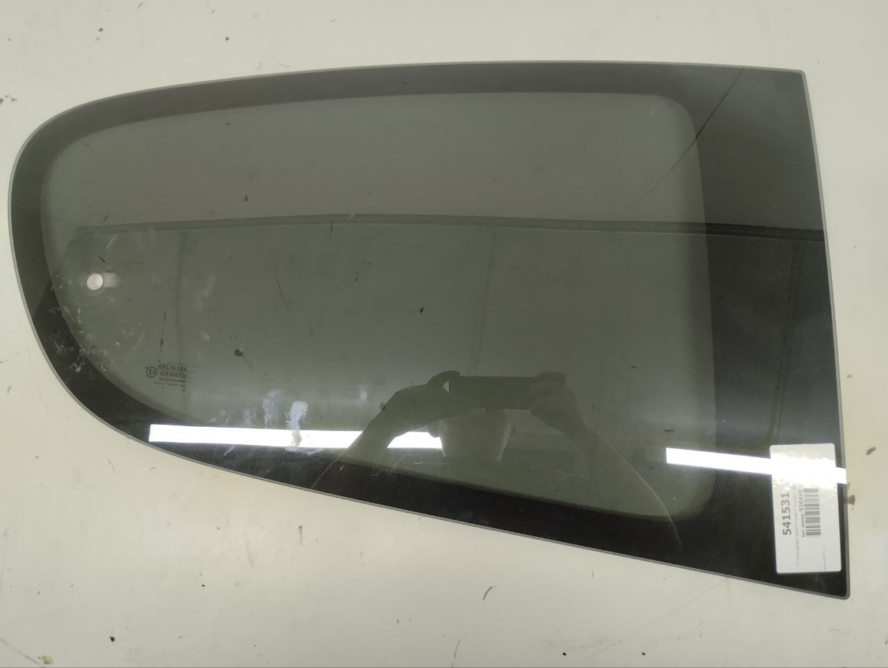 Стекло двери задней правой Peugeot 107 2006-2014 Стекло двери задней правой Peugeot 107 2006-2014